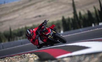 Vybrané motocykly s bonusem až 40.000 Kč