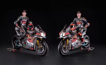 36 závodů, 36 vítězství. Ducati završila dokonalou sezónu WSBK
